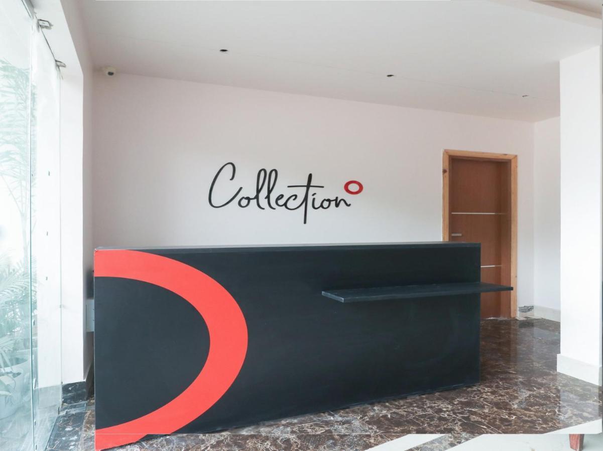 Oyo 79355 Collection O Hotel Adona Meenangadi エクステリア 写真